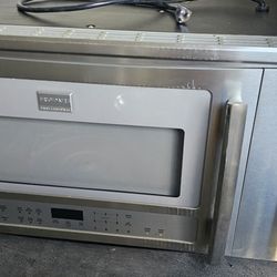 Frigidaire professional microwave Like A New 