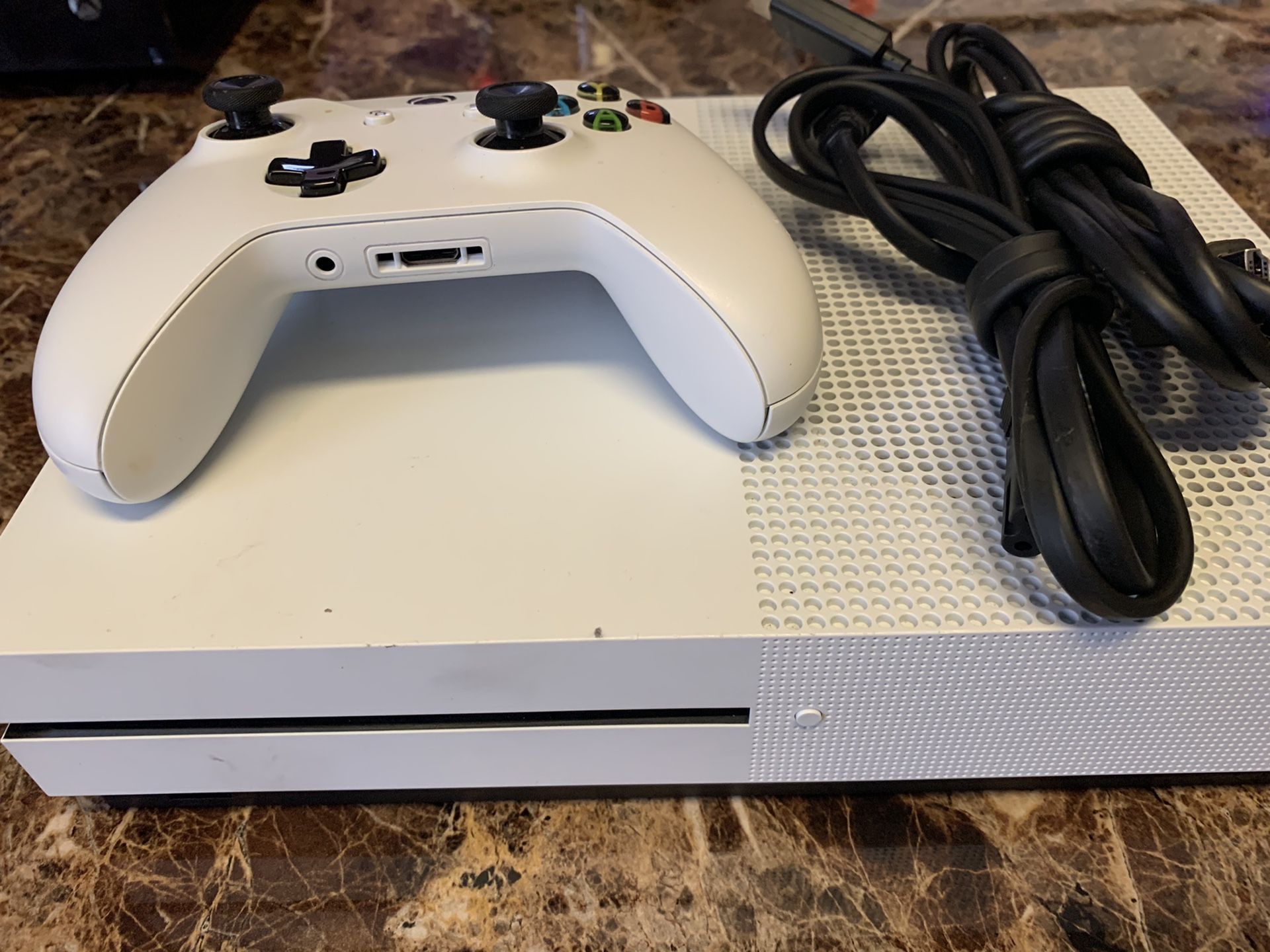 Xbox One S