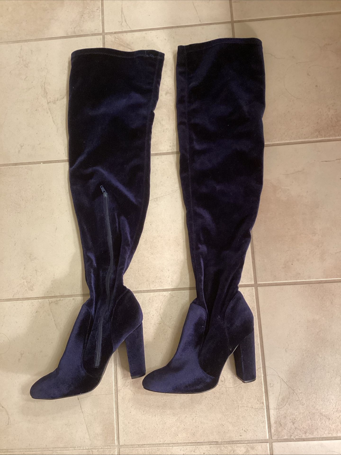 Thigh High Over The Knee Boots Womens Size 8.5 Royal Blue Faux Suede Velvety Tall