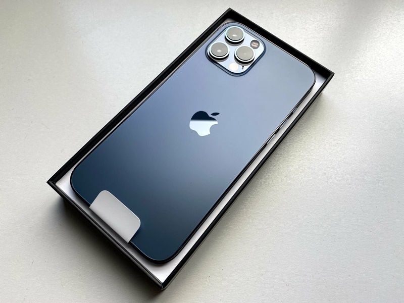 iPhone 12 Pro Max 128GB T MOBILE IN BOX