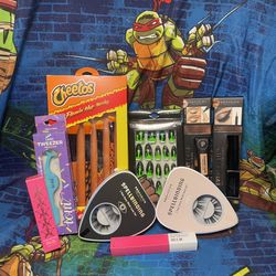 Make Up/ Beauty Bundle 