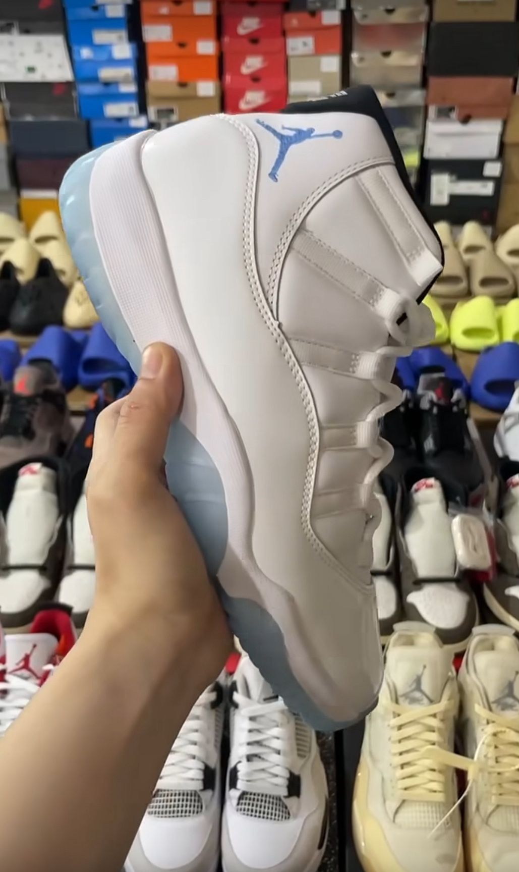 Jordan 11