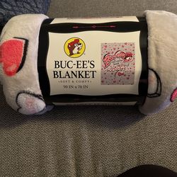 Buc-ee’s Blanket 