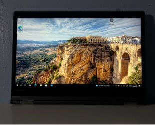 Lenovo ThinkPad Yoga 370 2-in-1 Touch Laptop (16GB RAM / 256GB SSD)