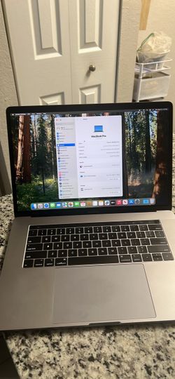 Apple MacBook Pro 15-inch Space Gray