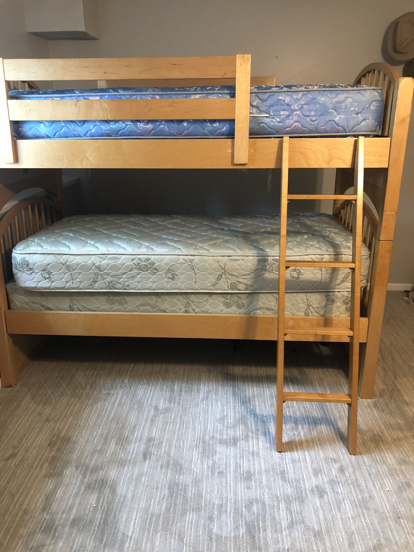 Stanley Young American Maple Twin Over Twin Bunk Bed