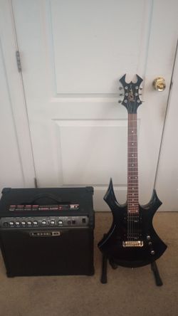 B.c. Rich Virgin 2007 Vintage ( rare ) & Line 6 Spider lll amp 30 watt 12 inch speaker