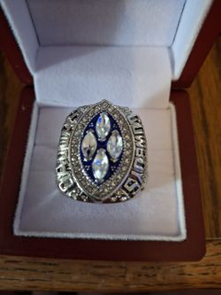 Dallas Cowboys Championship Ring With Display Case 