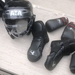 Taekwondo Sparring  Gear