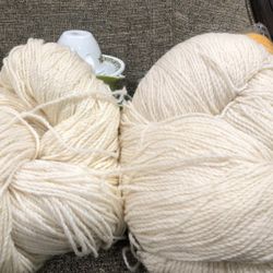 2  Skeins    Worsted  Cream Color 