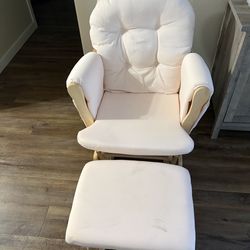 Light pink rocking chair