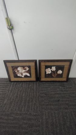 Set of 2 Floral Prints Medium sizes