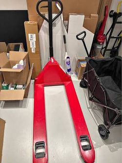 Pallet jacks Red, blue orange,etc$250 each