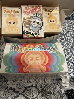 LABUBU BIG Into Energy, Exciting Macaron, Have A Seat!