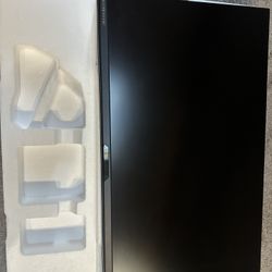 Acer Predator Monitors And Keyboard 