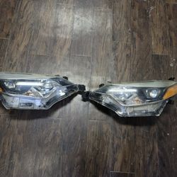 2016 Headlight Toyota Corolla 