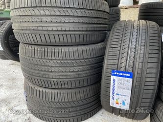 285/35/22 New Tires Set