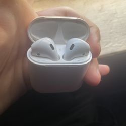 AirPods