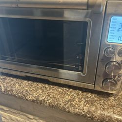 Breville Smart Oven and Toast With Multiple Settings 