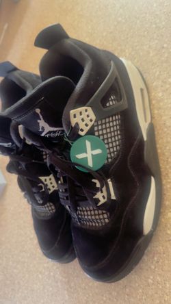 Jordan 4 white thunder’s