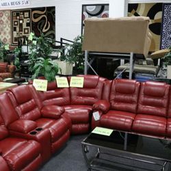 Vacherie Salsa Reclining Sectional /couch /Living room set