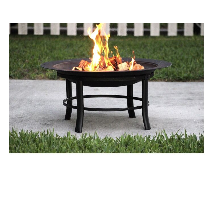 Mainstays 28" Fire Pit with PVC Cover and Spark Guard