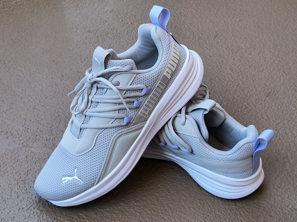 Women's Sneakers Puma 10