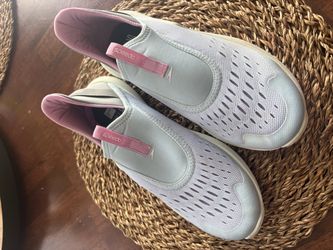 Speedo shoes