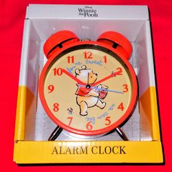 NEW Disney Limited Edition Winnie The Pooh Alarm Clock 