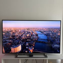 65 INCH TOSHIBA SMART TV