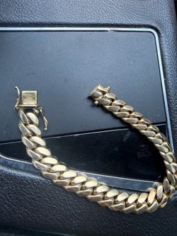 Cuban link bracelet