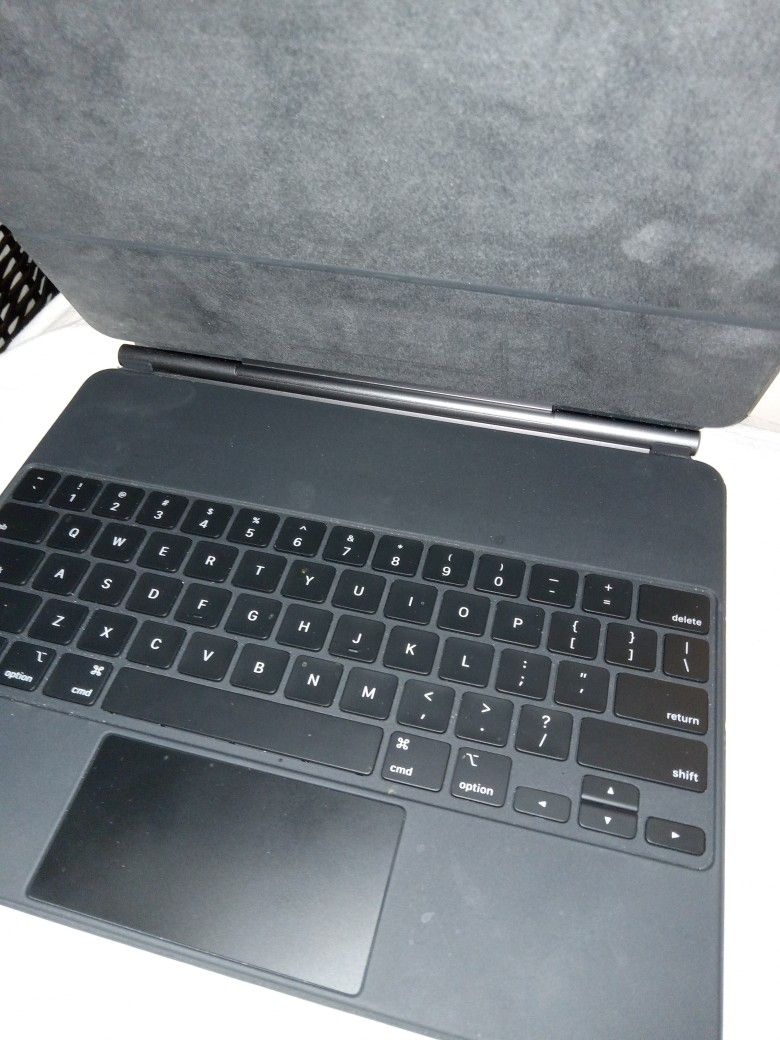 Apple Magic Keybosrd A2480