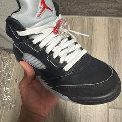 Jordan 5 Metallic