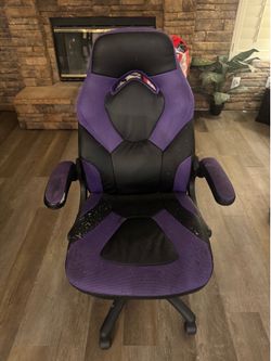 Gaming chair