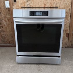 Frigidaire-electric-range 