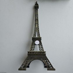 Eiffel Tower Statue Replica