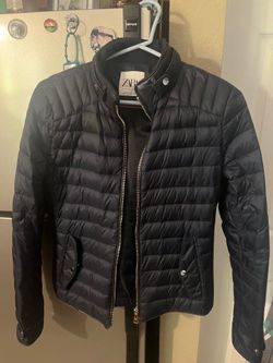 Great deal All great condition Beautiful sweater Black Zara coat 2 Nike pullovers Ladies size Medium