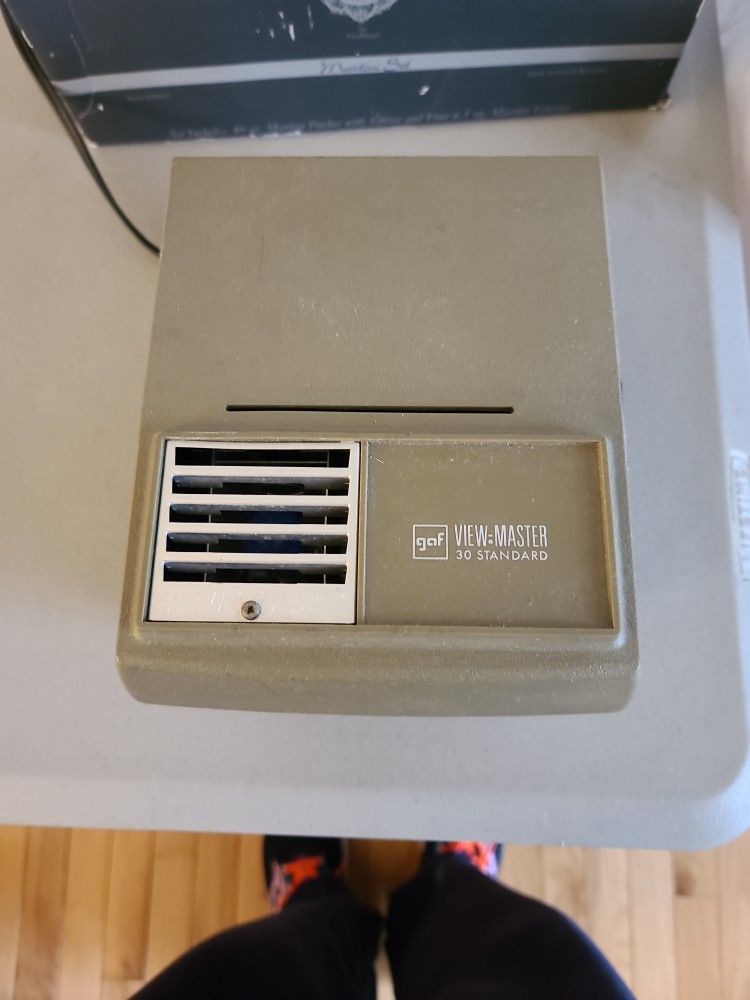 Gaf View Master Projector