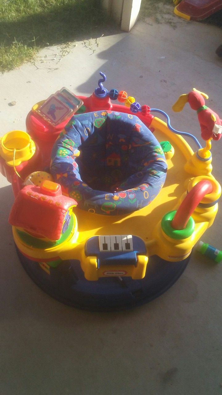 Little Tikes 3 way entertainer saucer