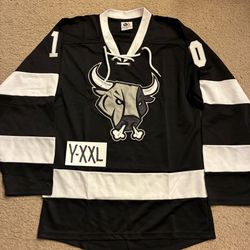 Black Hockey Jersey #10 Bull Logo Size Y-XXL