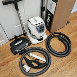 New Cond  RAINBO  VIVENSO  QUALITY GERMANY  VACUUM  , WORKS EXCELLENT. , IN THE BOX 