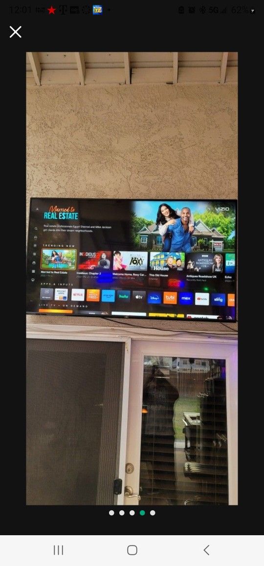 70" Vizio Smart Tv 
