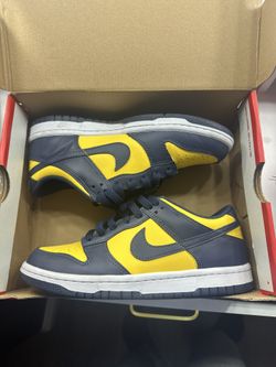 varsity maize midnight (GS) dunks