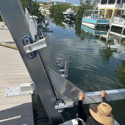 BOAT LIFTS 