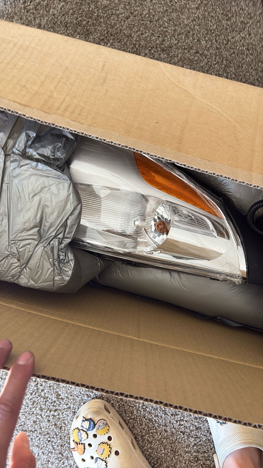 2 Brand New 2015 Chevy Spark Headlights 