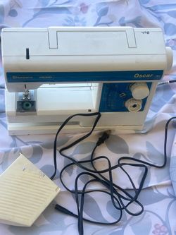 Husqvarna Viking Oscar sewing machine