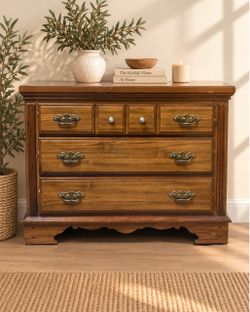 Basset Cottage Pine • 4-Drawer Dresser