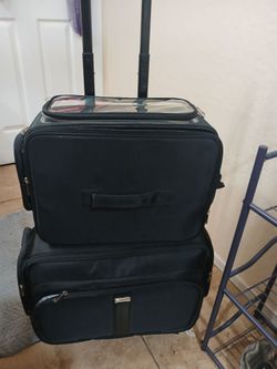 Rolling Makeup/ Tatoo/ Medical/ Office  a Case