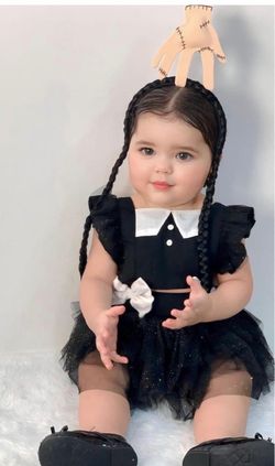 Wednesday baby romper 3-6/6-12/12-18