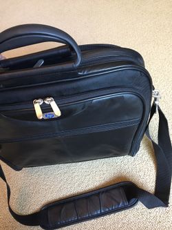 Leather executive Laptop Bag 17x14"